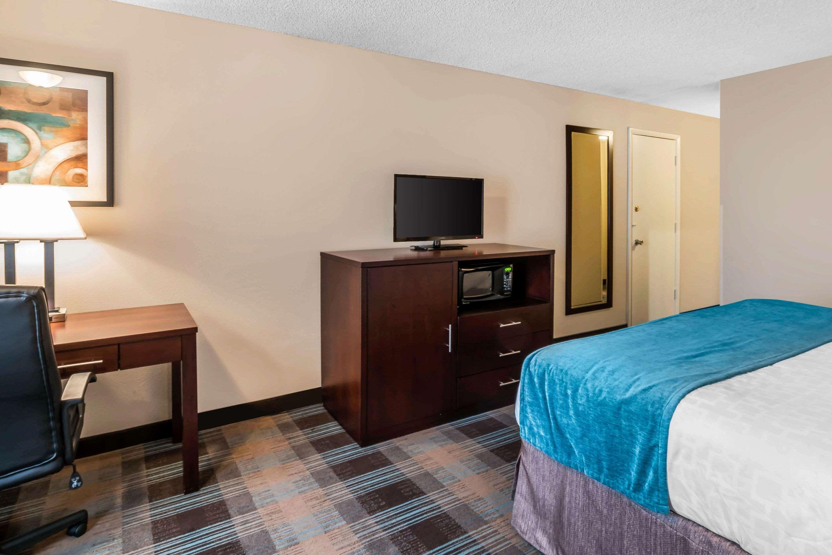 Clarion Inn Near Jblm Tacoma Kültér fotó