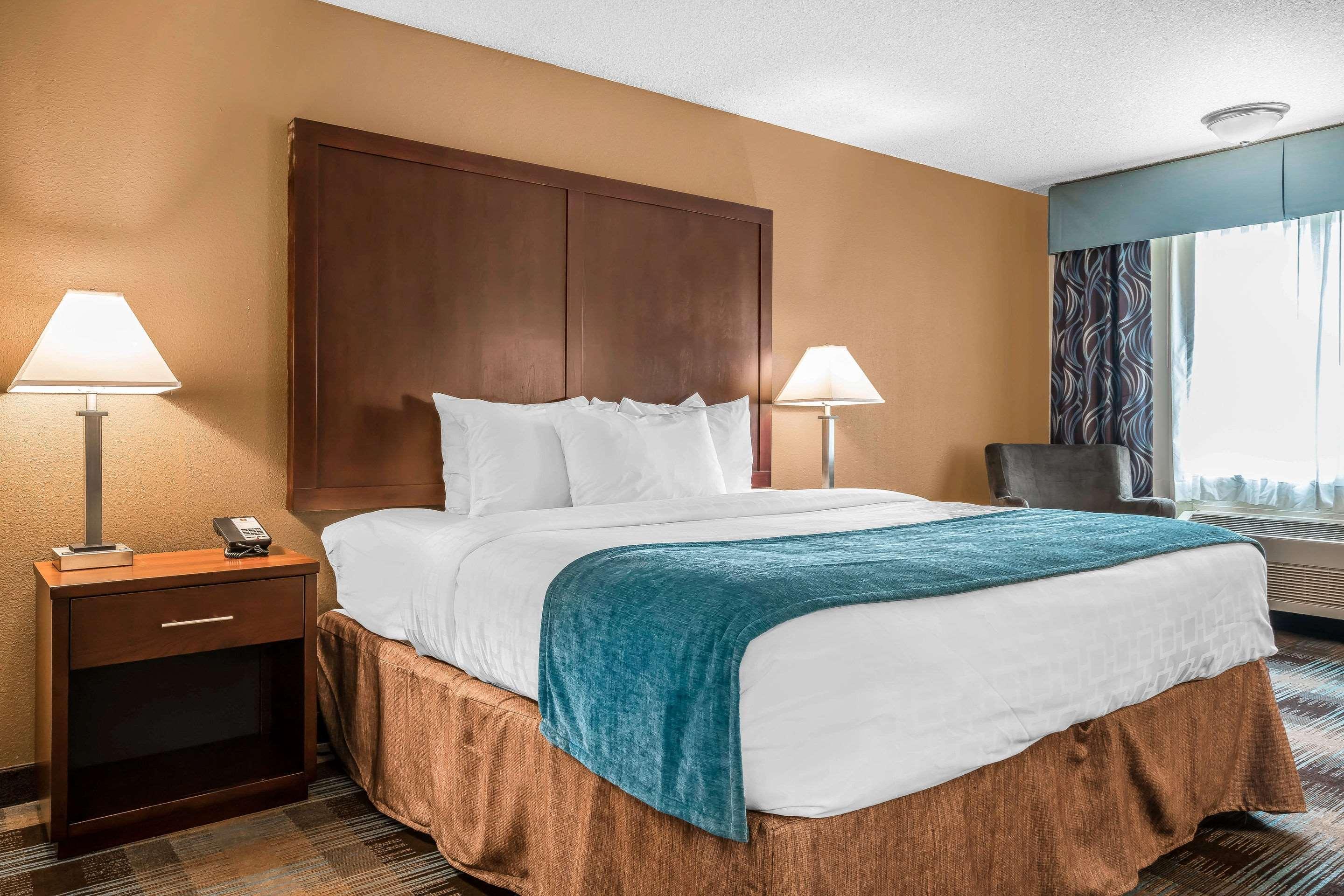 Clarion Inn Near Jblm Tacoma Kültér fotó