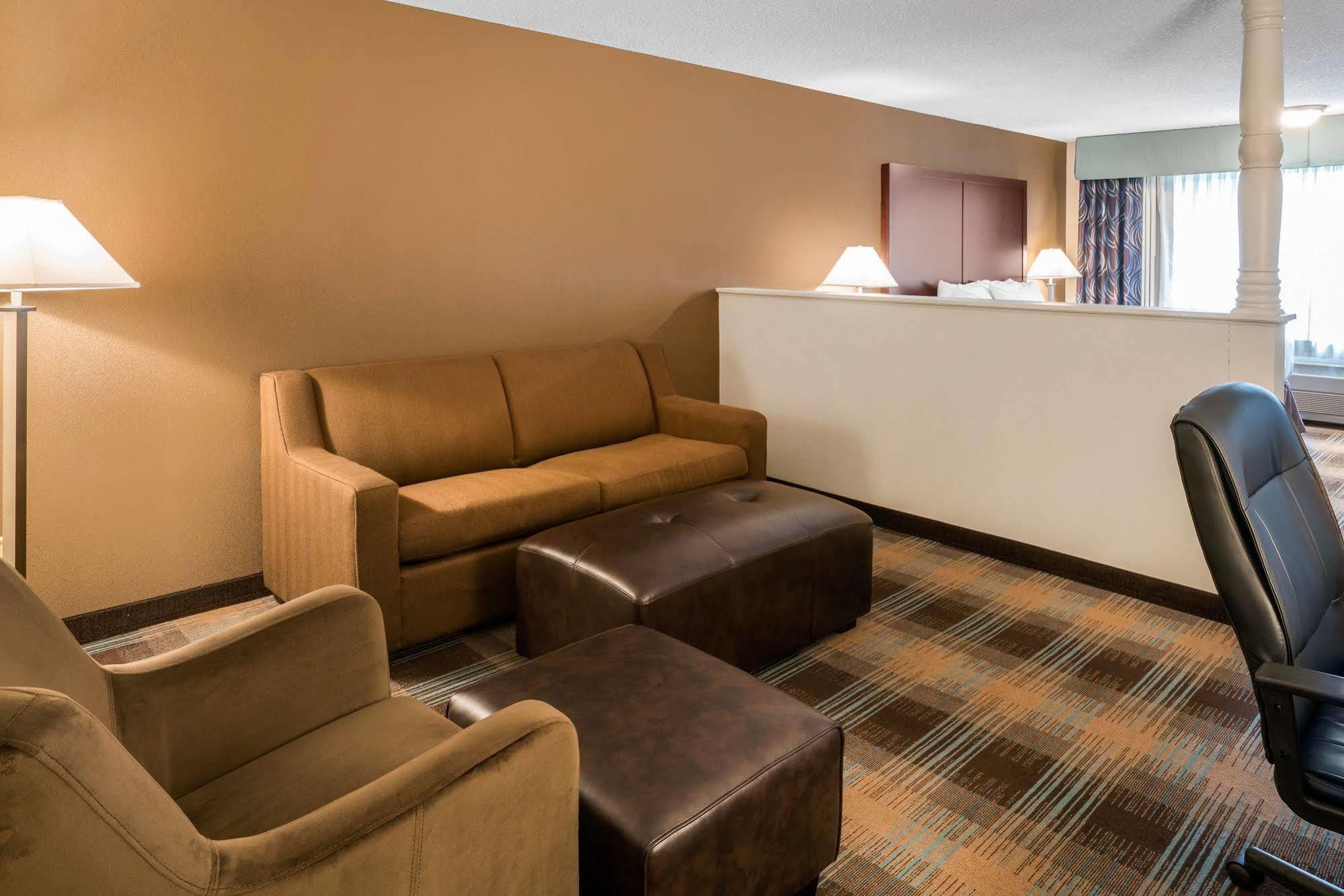 Clarion Inn Near Jblm Tacoma Kültér fotó